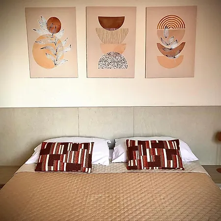 Teodolinda Apartment *