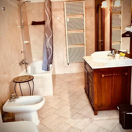 Teodolinda Apartament Santa Vittoria dʼAlba